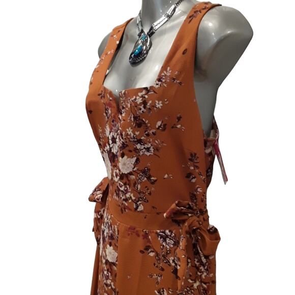 RES MENDASITEMS NWT Sz XL Xhilaration Floral Jumpsuit Romper - Picture 2 of 5